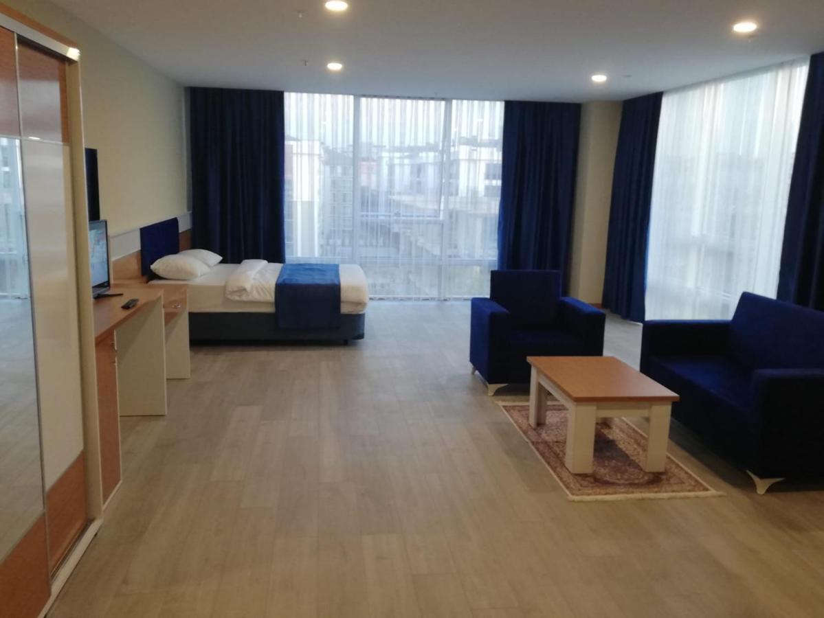 Skyblue Istanbul Hotel ภายนอก รูปภาพ